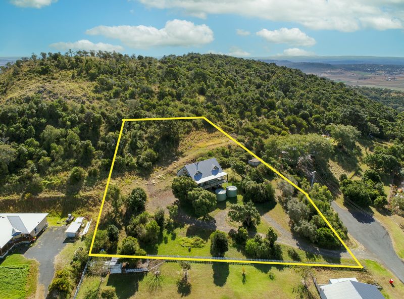 4 Glen Court, Glencoe QLD, Glencoe - Thumbnail 2