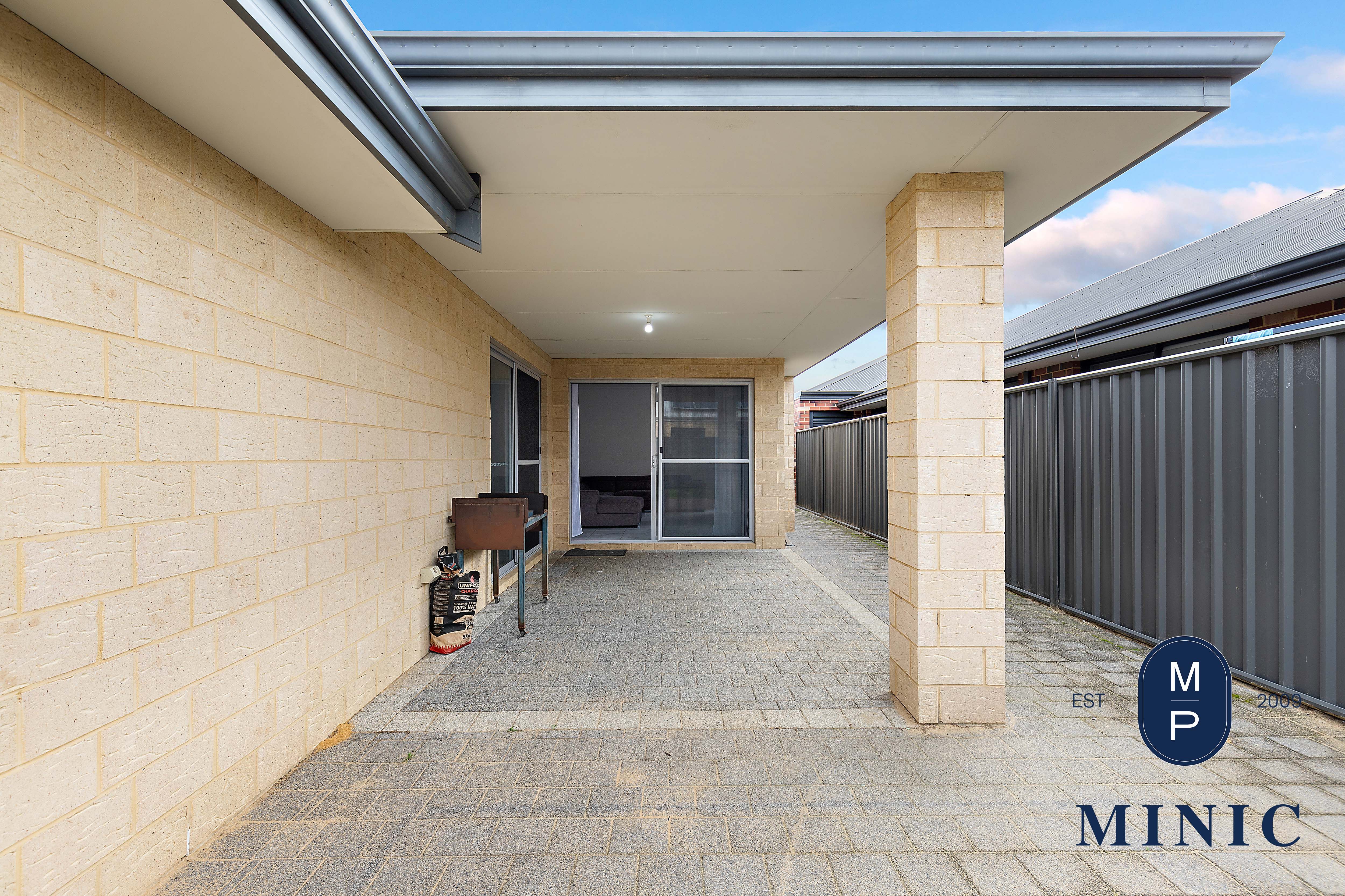 30 Charnwood Grove, Hilbert
