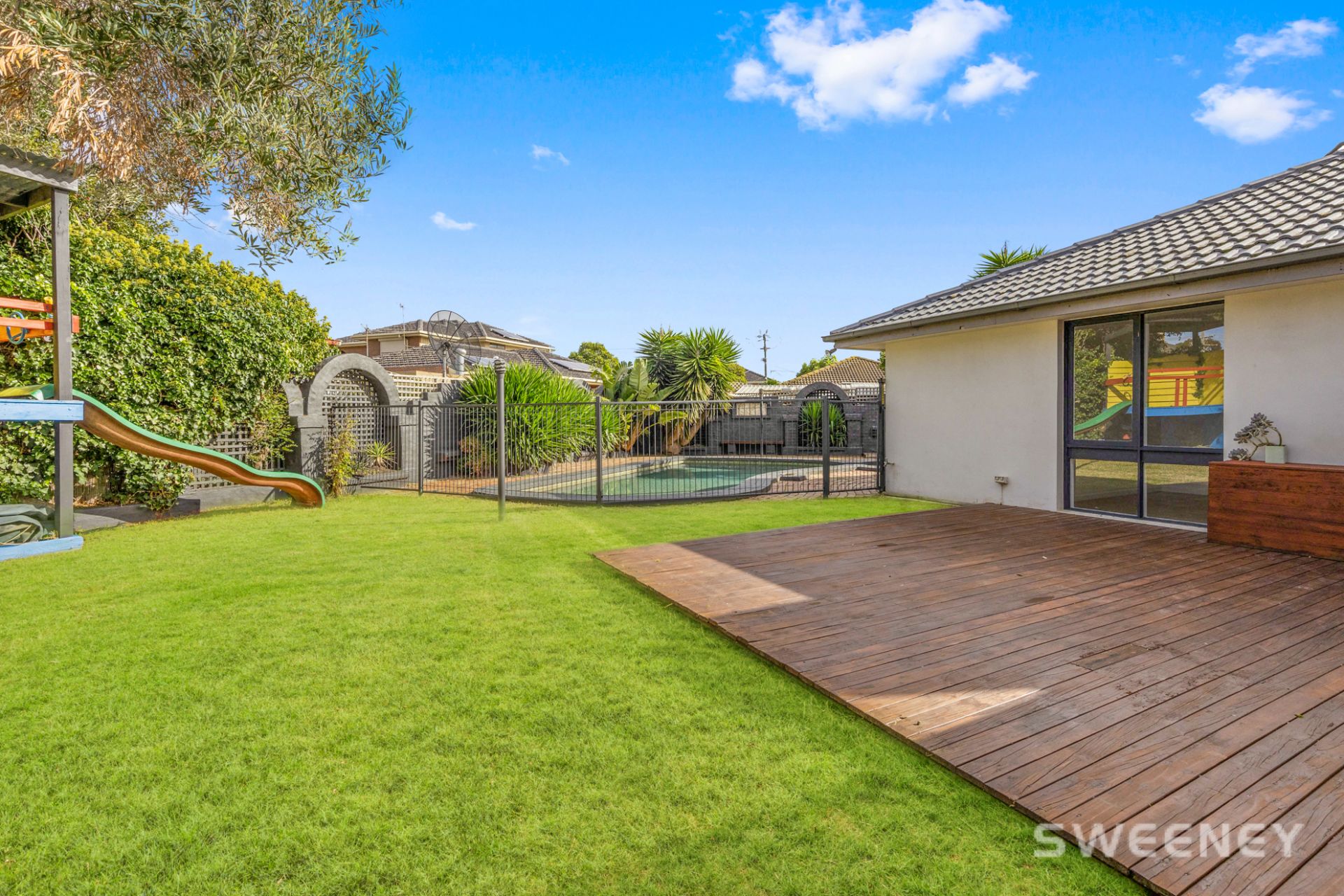 8 Wiltshire Court, ALTONA MEADOWS Sweeney Estate Agents