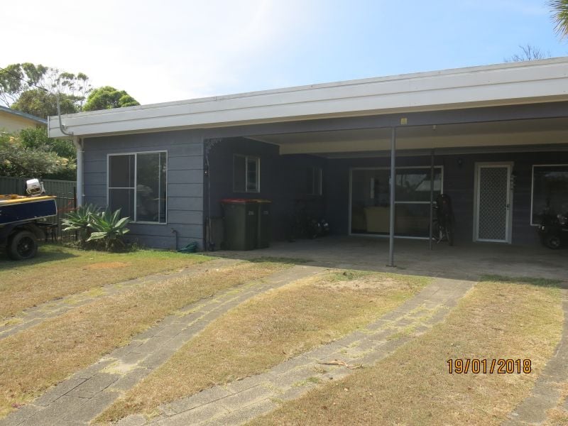 Family Home Close to Beach