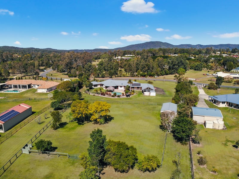 Real Estate For Sale 18 Warwick Lane Samford Valley , QLD