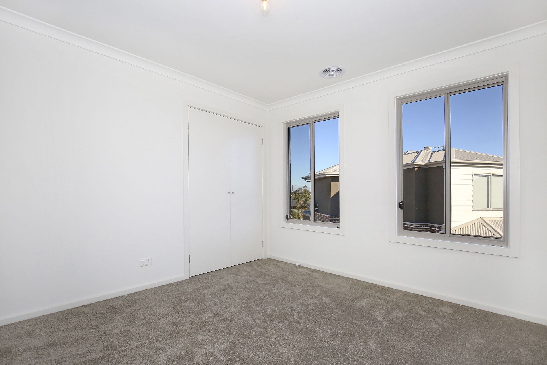 THREE BEDROOM TOWNHOUSE