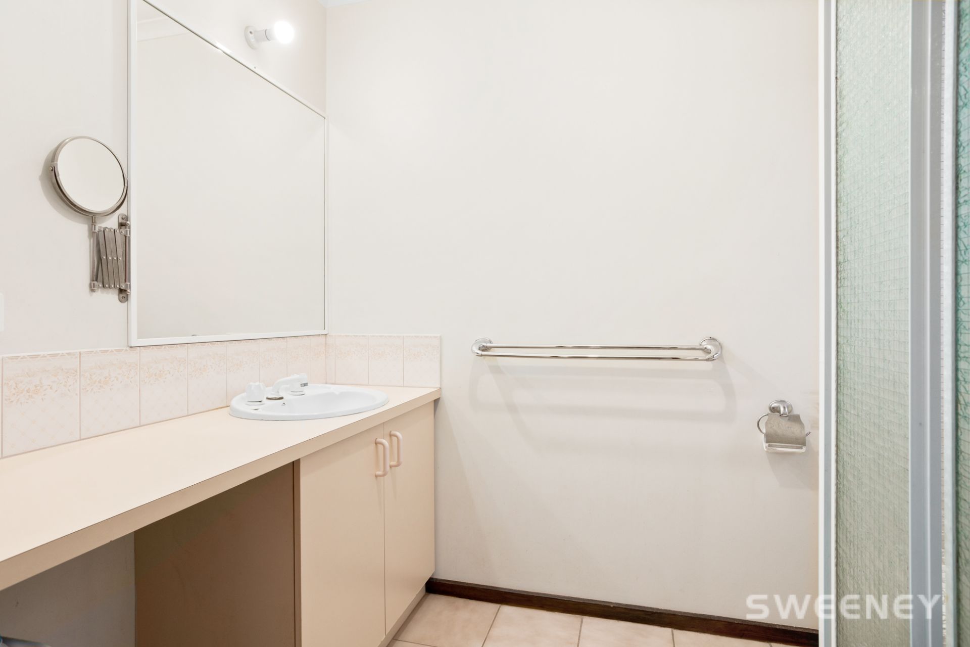 17 Victoria Street, Altona Meadows - Thumbnail 4