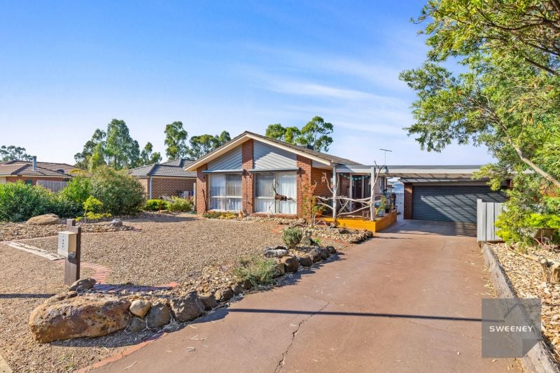 59 Underbank Boulevard, Bacchus Marsh - Thumbnail 2