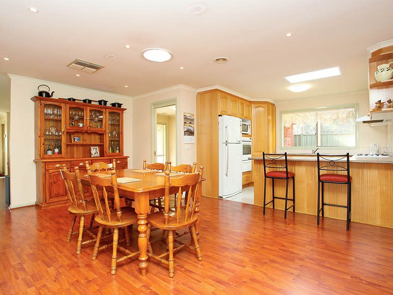 3 Parwan Court, Caroline Springs - Thumbnail 4
