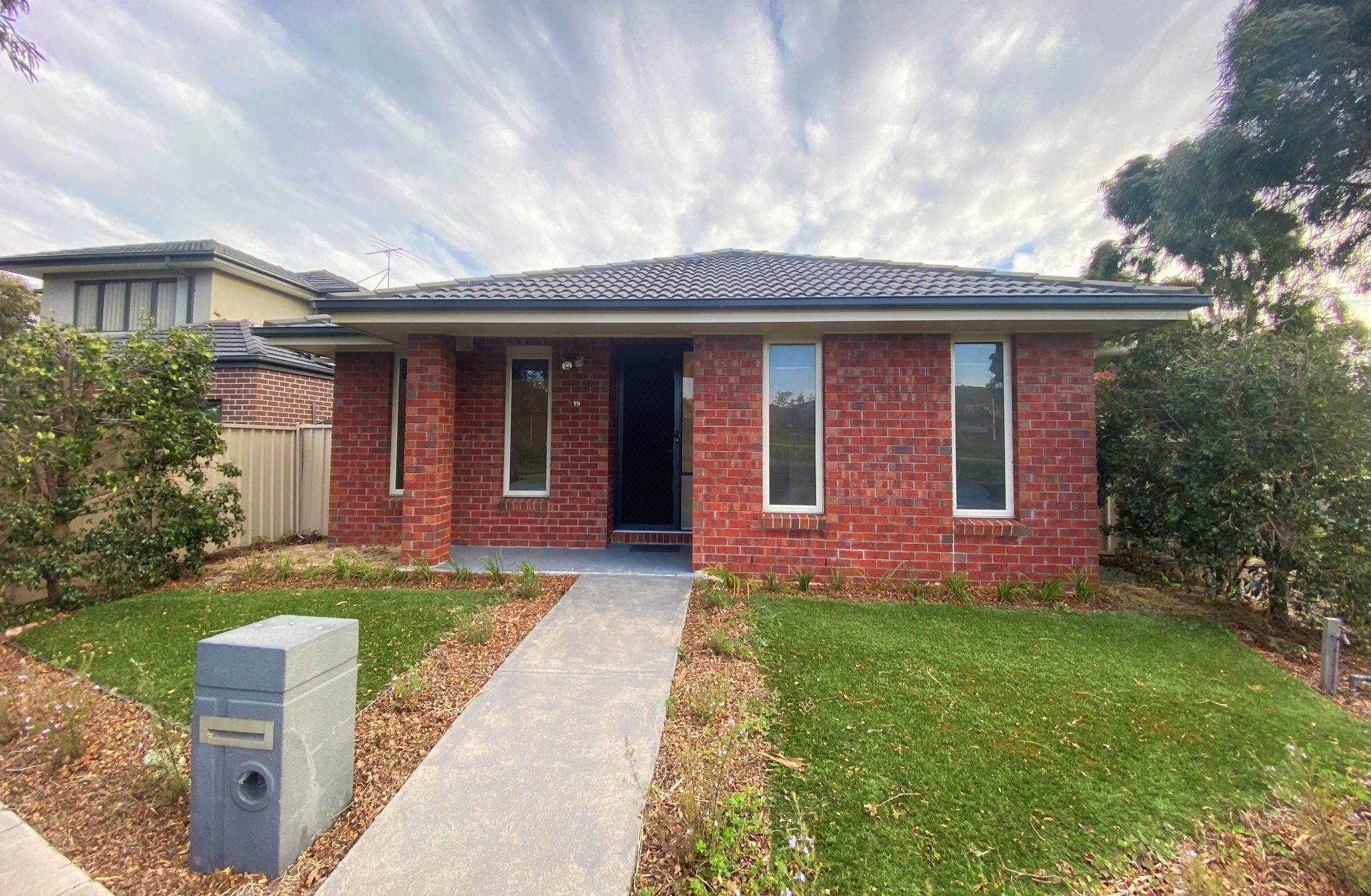 Real Estate For Lease 19 Methven Avenue South Morang , VIC