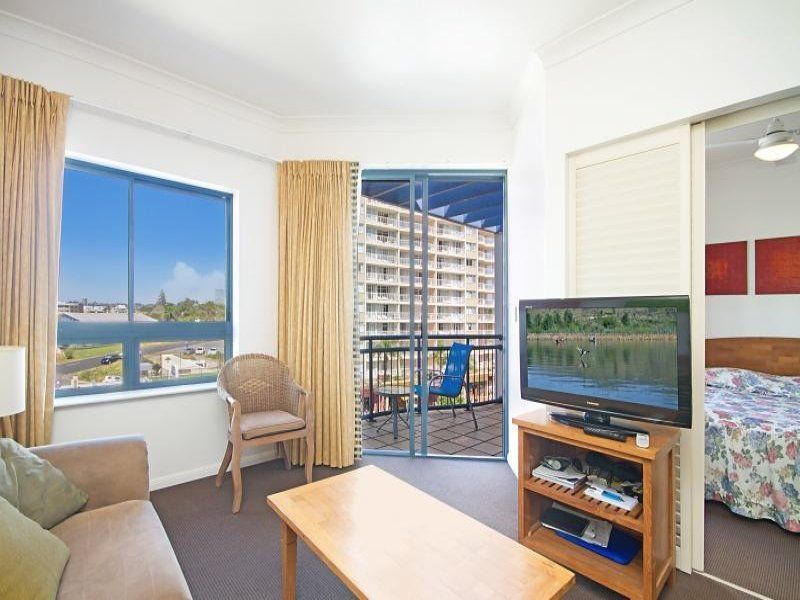 442/99 Griffith Street Calypso Plaza' COOLANGATTA QLD, Calypso Plaza' Coolangatta - Thumbnail 5