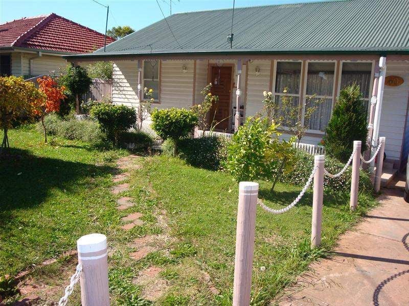 40 Clements Grove, Reservoir