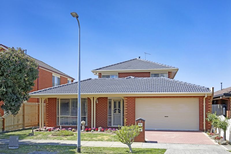 6 Lido Court, Epping
