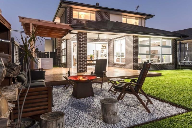 Colebee 6 Summerland Crescent