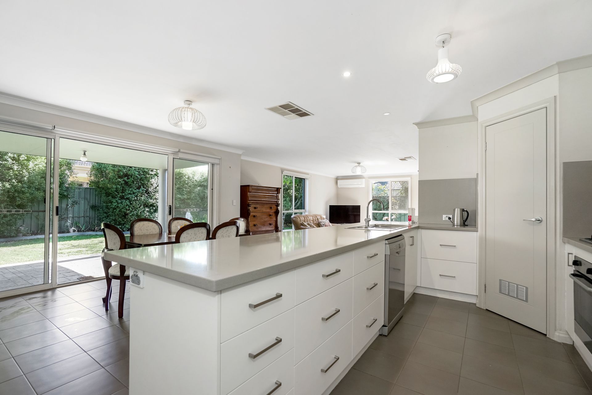 24 St Chester Avenue, Lake Gardens, Lake Gardens, Lake Gardens - Thumbnail 4