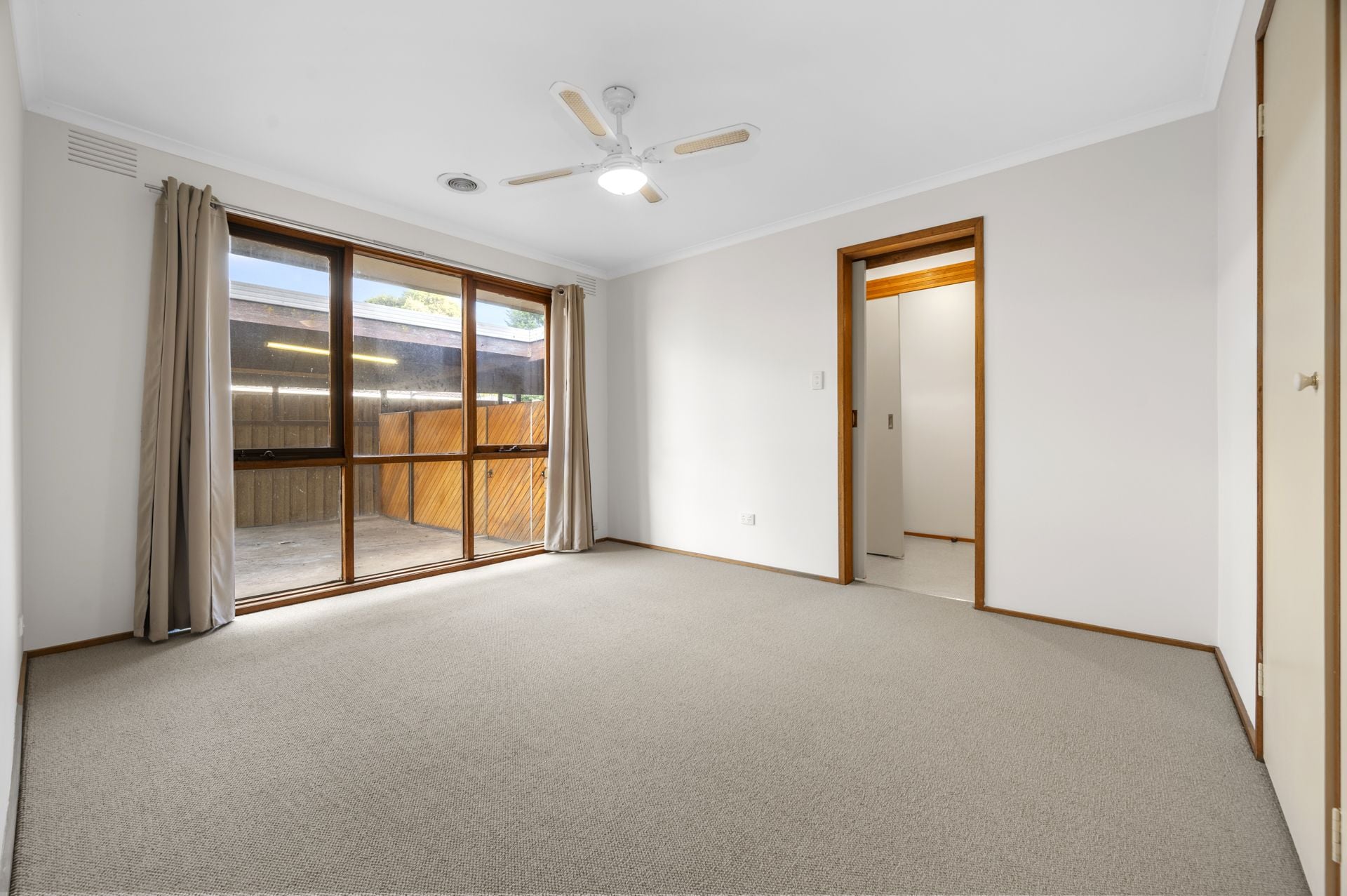 FAMILY-FRIENDLY HOME