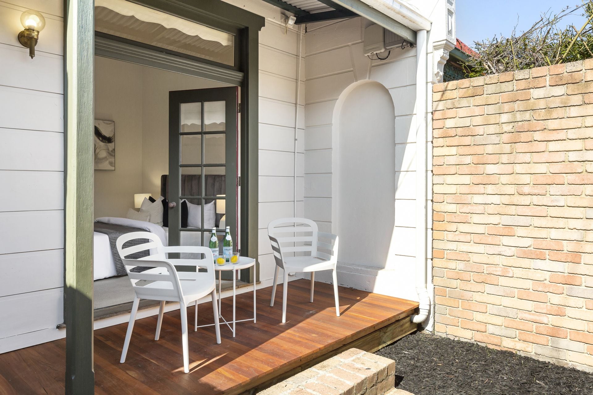 Victorian Charm Near Yarra Bend Park!