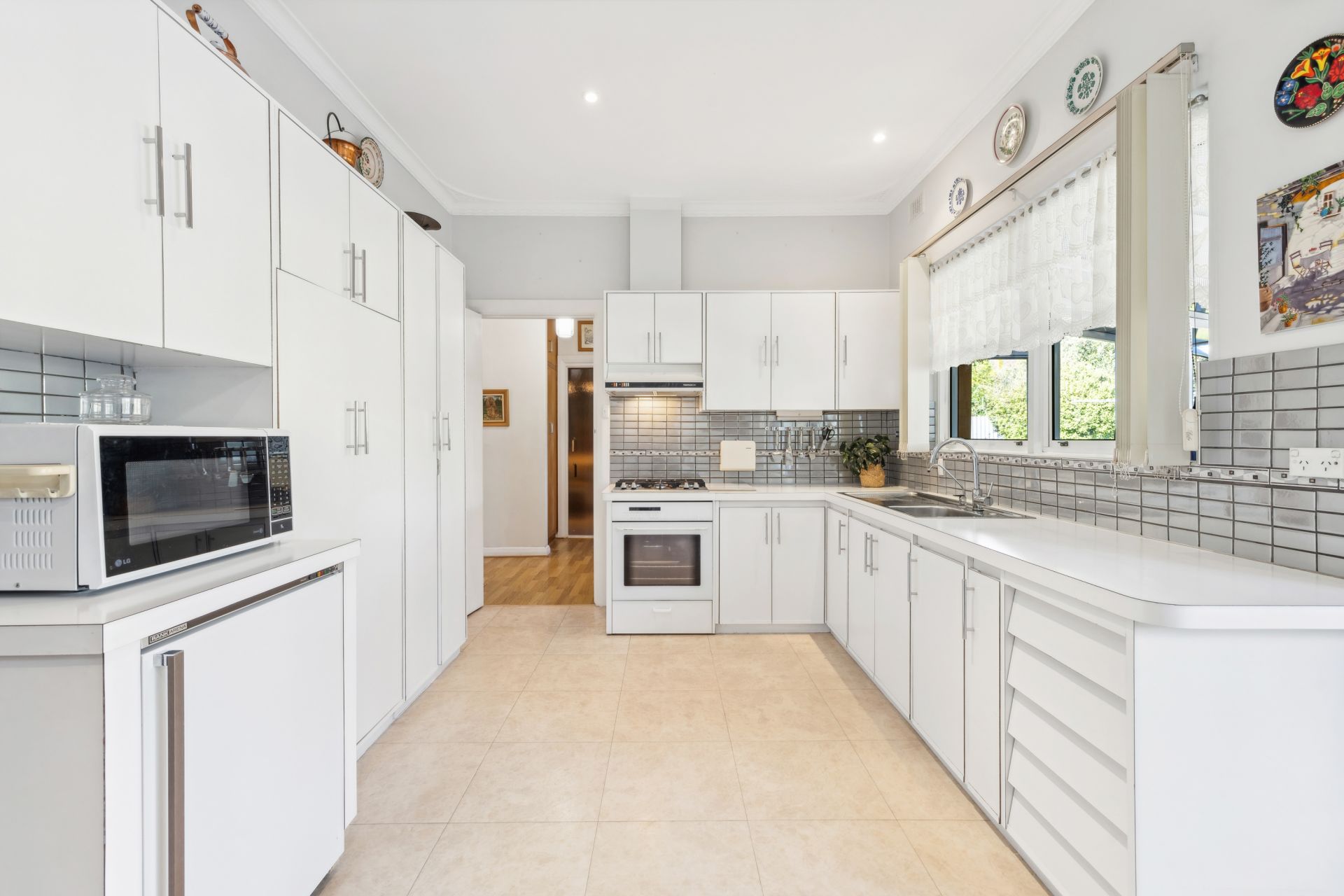 4 Dovell Street, Bedford Park - Thumbnail 5