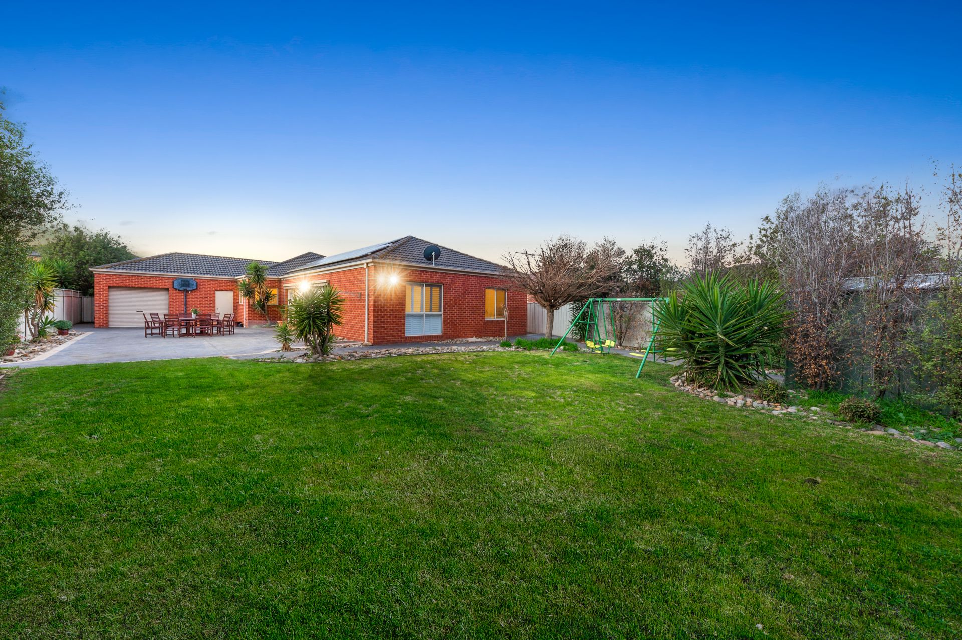 7 Girraween Place, Caroline Springs - Thumbnail 4