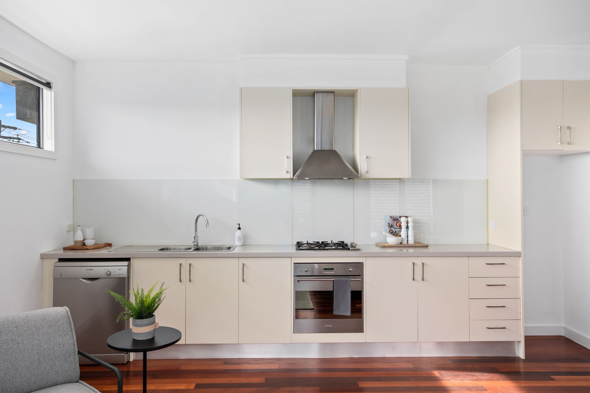 4/2 Murphy Street, Altona North - Thumbnail 2