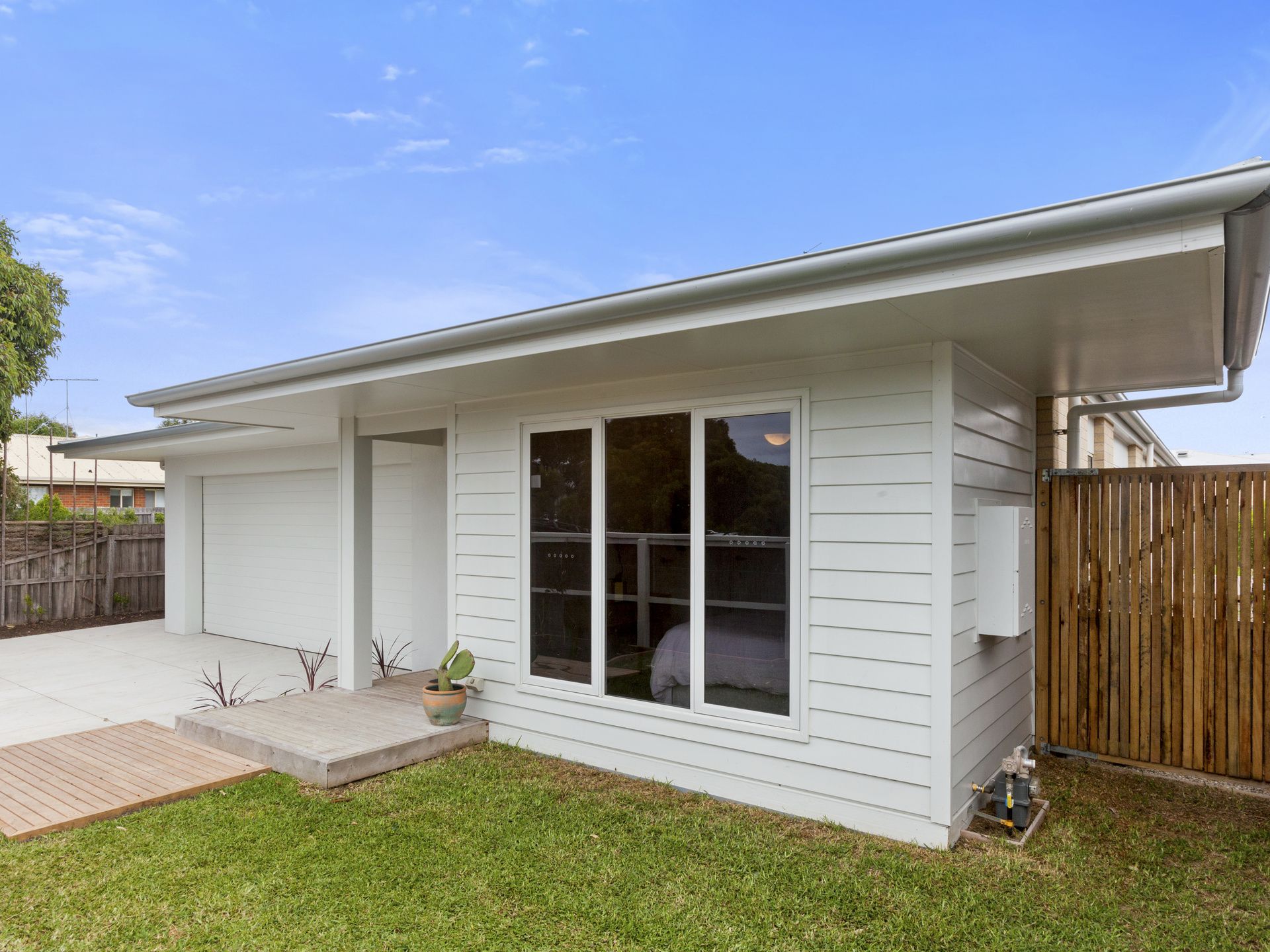 Real Estate For Sale 86B Beach Road Torquay , VIC