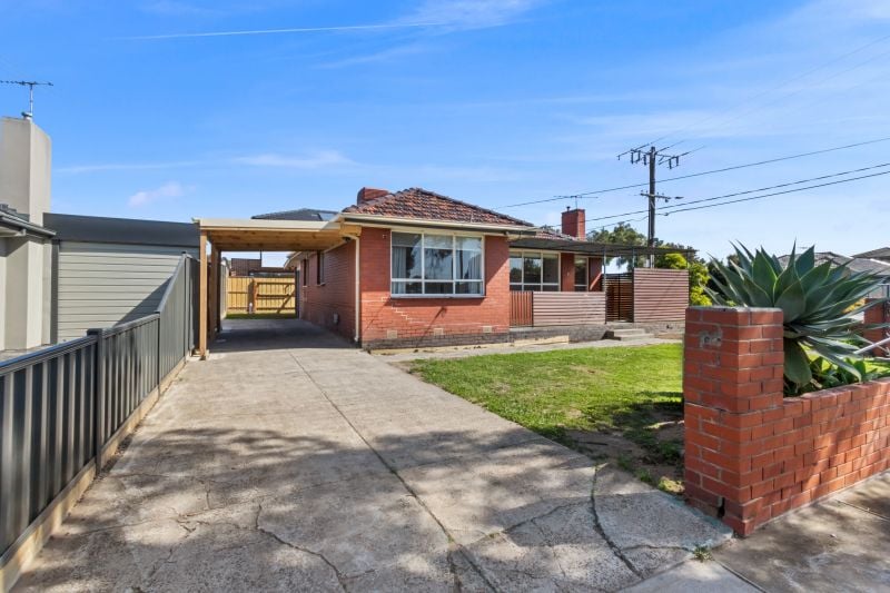 27 Inverness Street, Reservoir