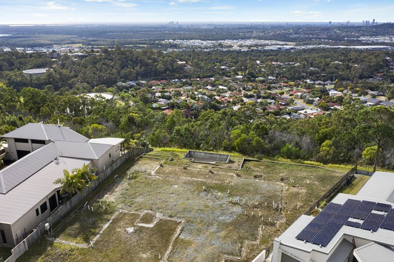 18 Zenith Crescent, Pacific Pines - Thumbnail 5