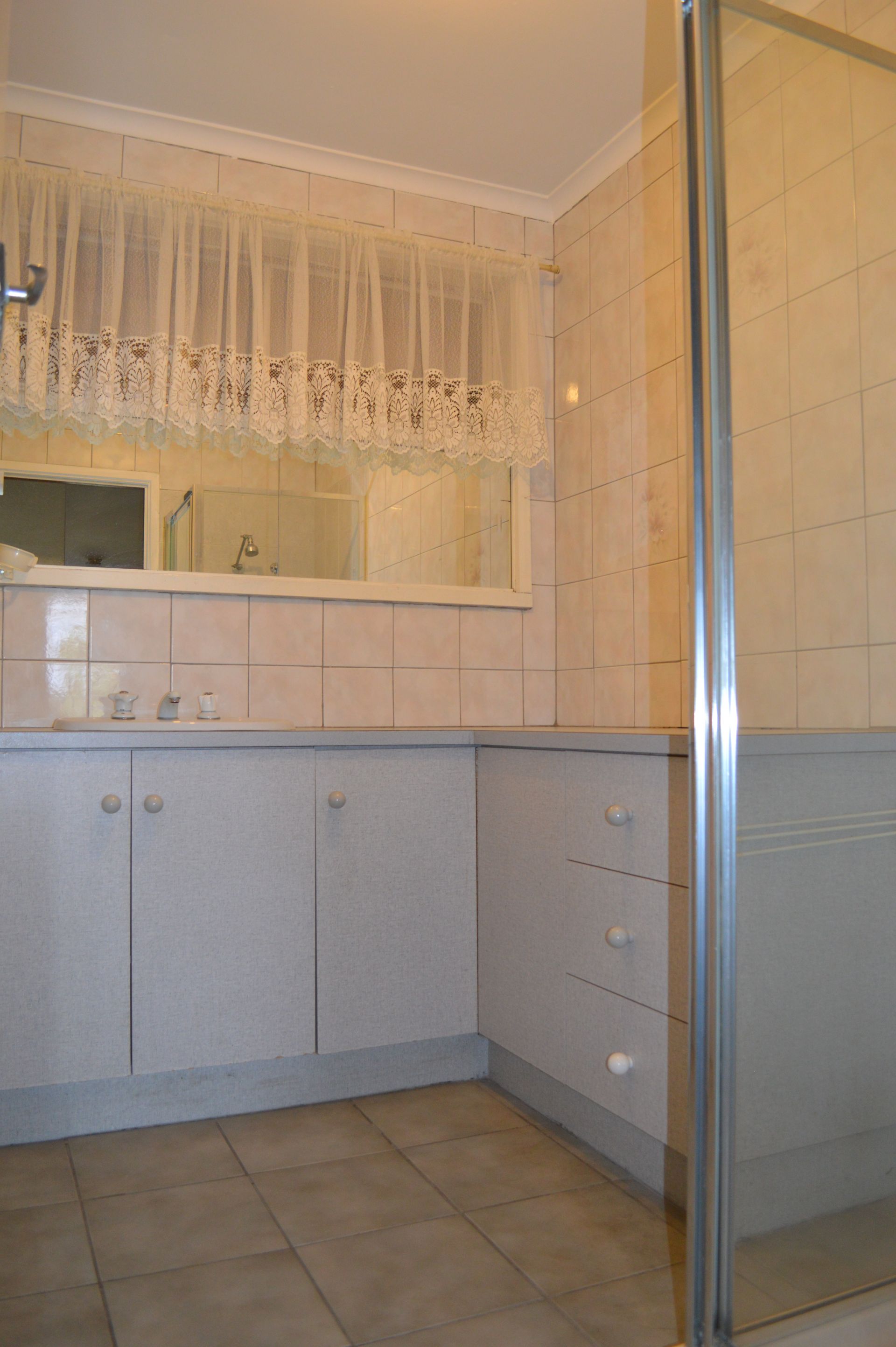 PERFECT FAMILY HOME IN PERFECT QUIET COURT LOCATION