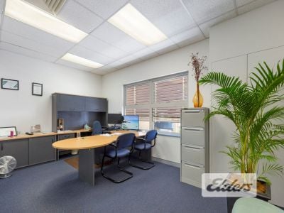 FULLY LEASED MOUNT GRAVATT FREESTANDER