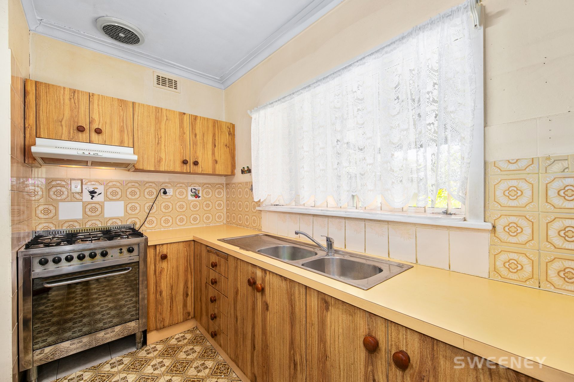 66 First Avenue, Altona North - Thumbnail 3