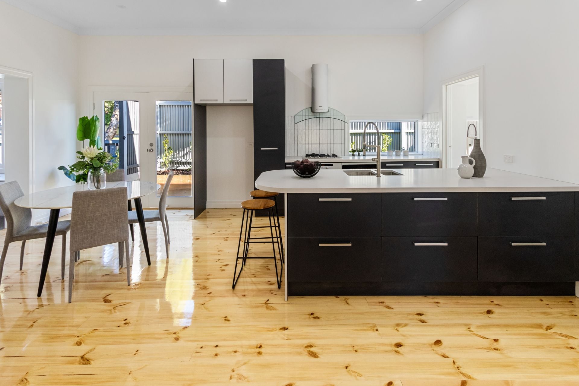 Contemporary Finishes. Classic Facade.