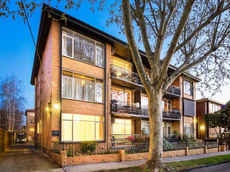 10/29 Dickens Street, Elwood - Thumbnail 3