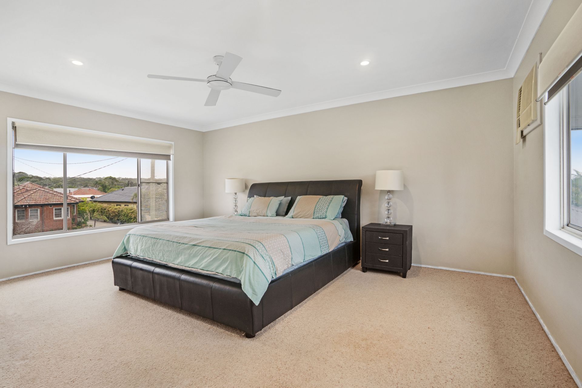 10 York Crescent Belmont North NSW, Belmont North - Thumbnail 8