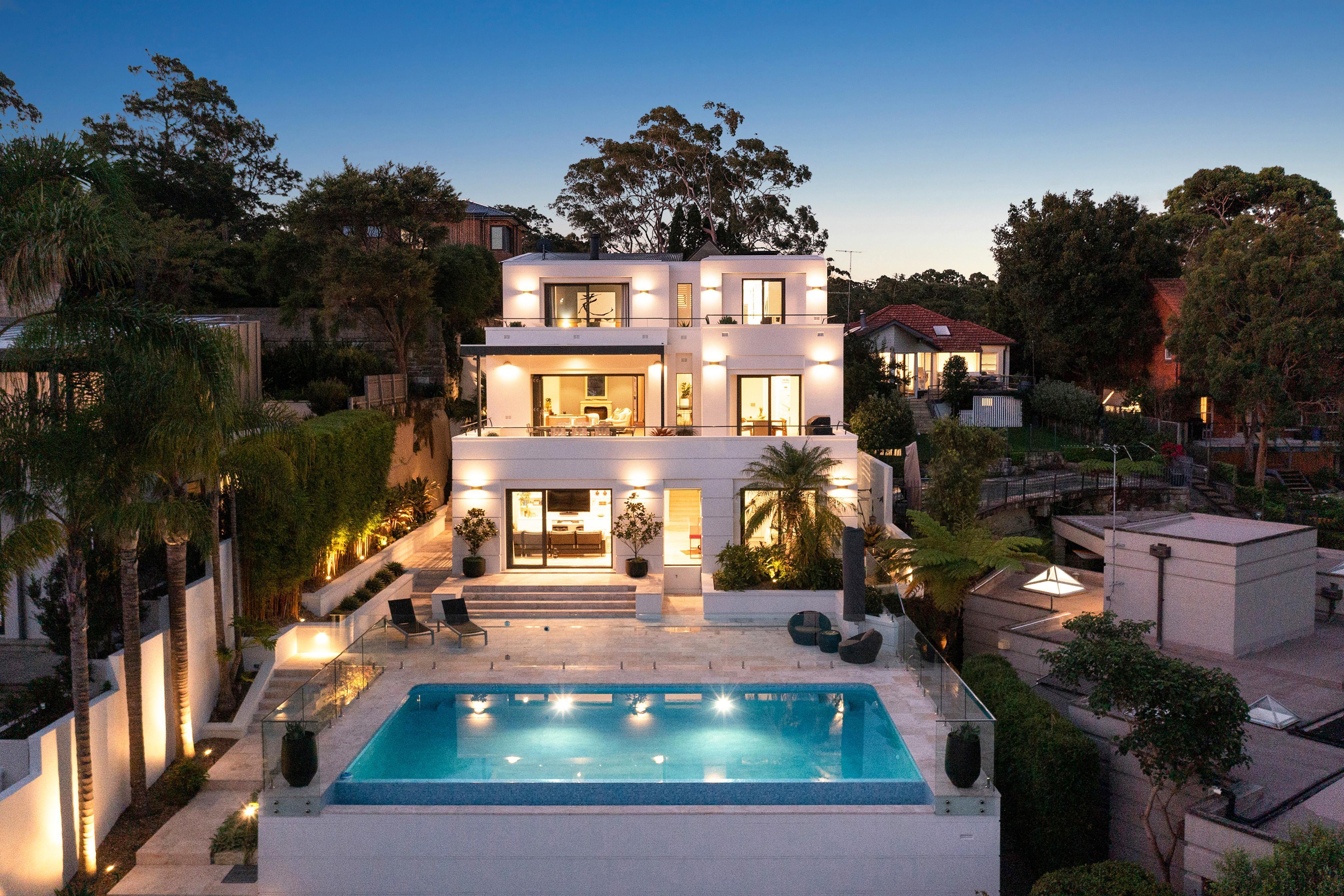 10 Rockley Street Castlecrag 2068