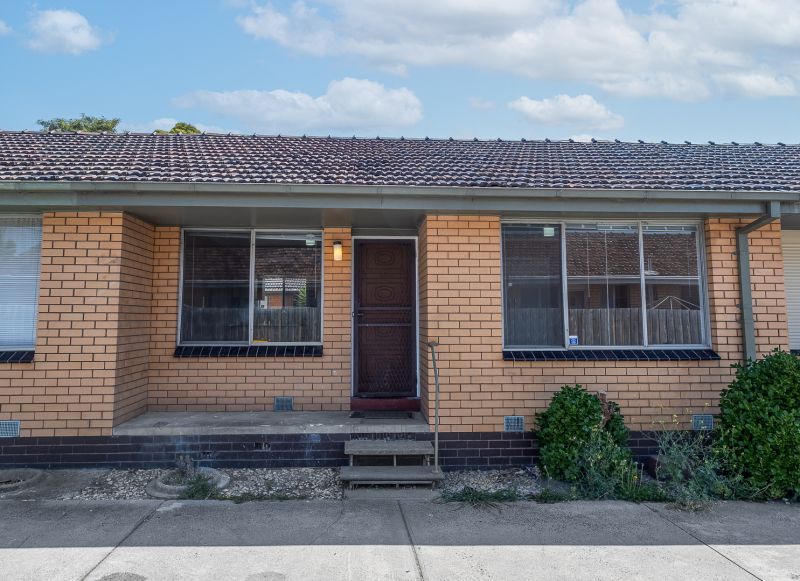 2/168 Station Street, Thomastown