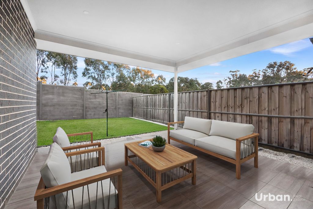 Colebee 57 Coronato Parade