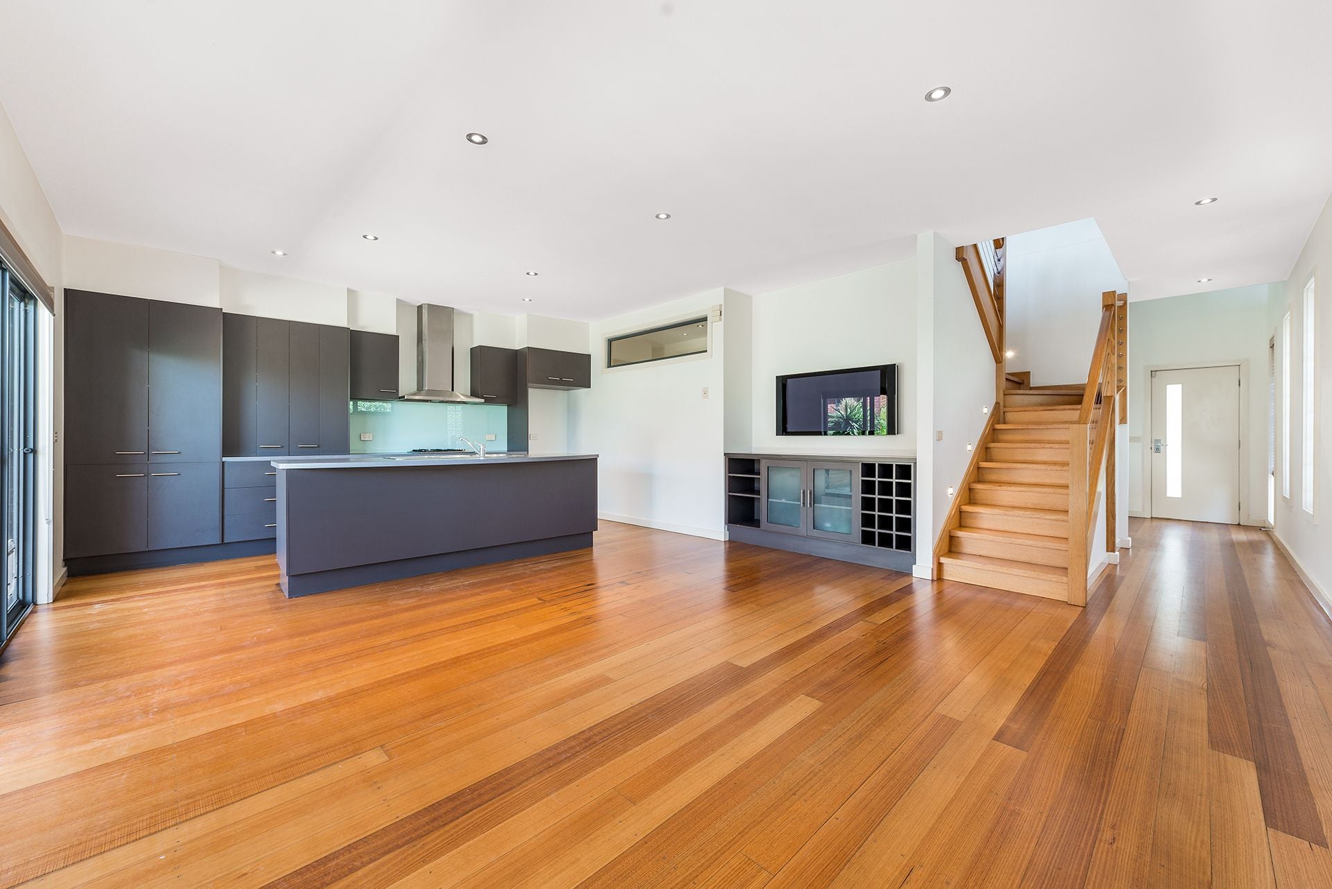 133 John Liston Drive Newport VIC, Newport - Thumbnail 3