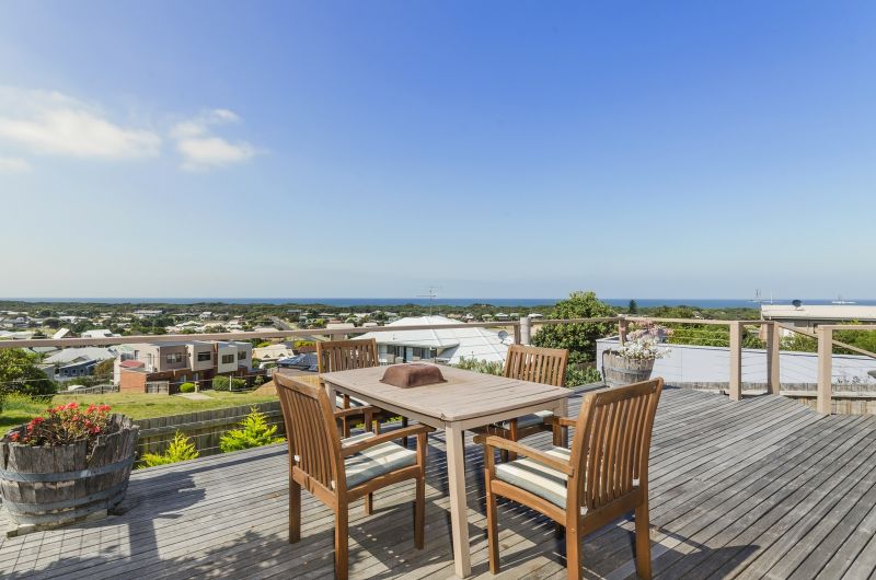 18 Trevally Drive Ocean Grove VIC, Ocean Grove - Thumbnail 3