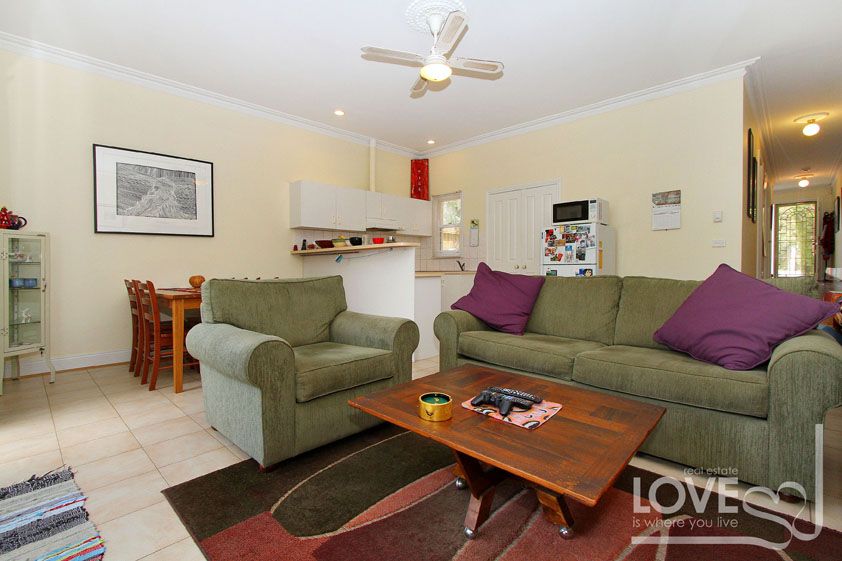 Cute Thornbury Retreat!