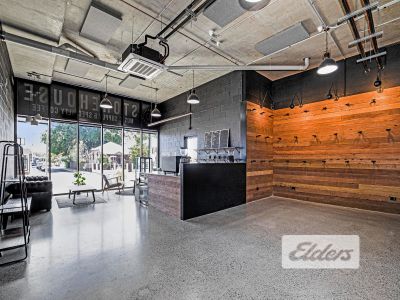 VERSATILE OFFICE/RETAIL OFFERING!