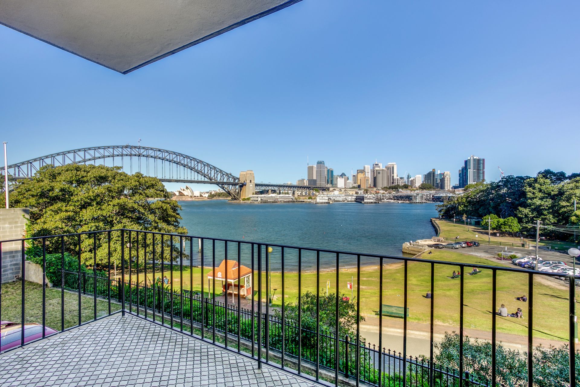Real Estate For Lease 2/1 Warung Street McMahons Point , NSW