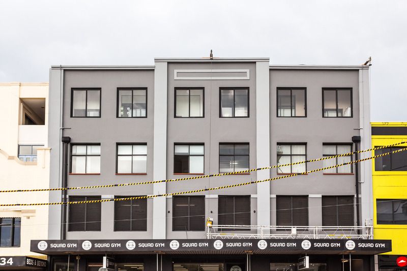 SUN-FILLED AND SPACIOUS APARTMENT