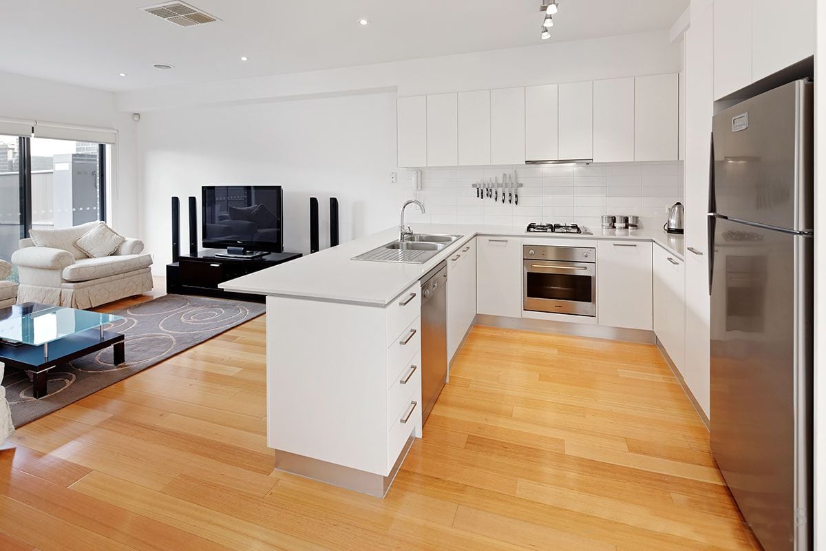 16 Cumberland Drive Maribyrnong VIC, Maribyrnong - Thumbnail 4