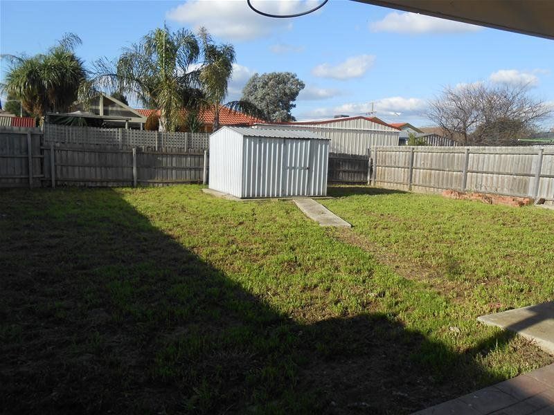 Picture Perfect Location... ***OPEN FOR INSPECTION TUESDAY 7TH MAY @ 4:30-4:45PM & SATURDAY 11TH MAY @ 10:50-11:00AM***