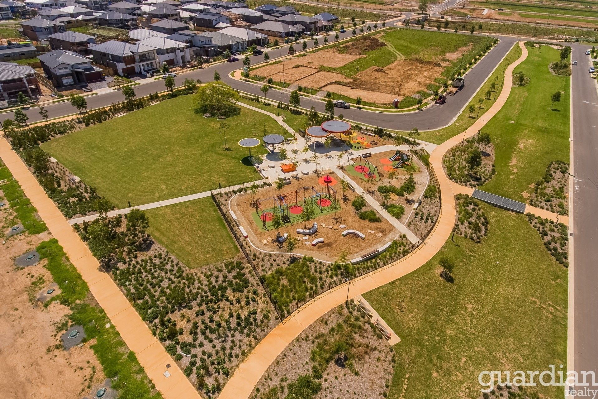 18-20 Kiewa Grove Box Hill NSW, Gables - Thumbnail 4