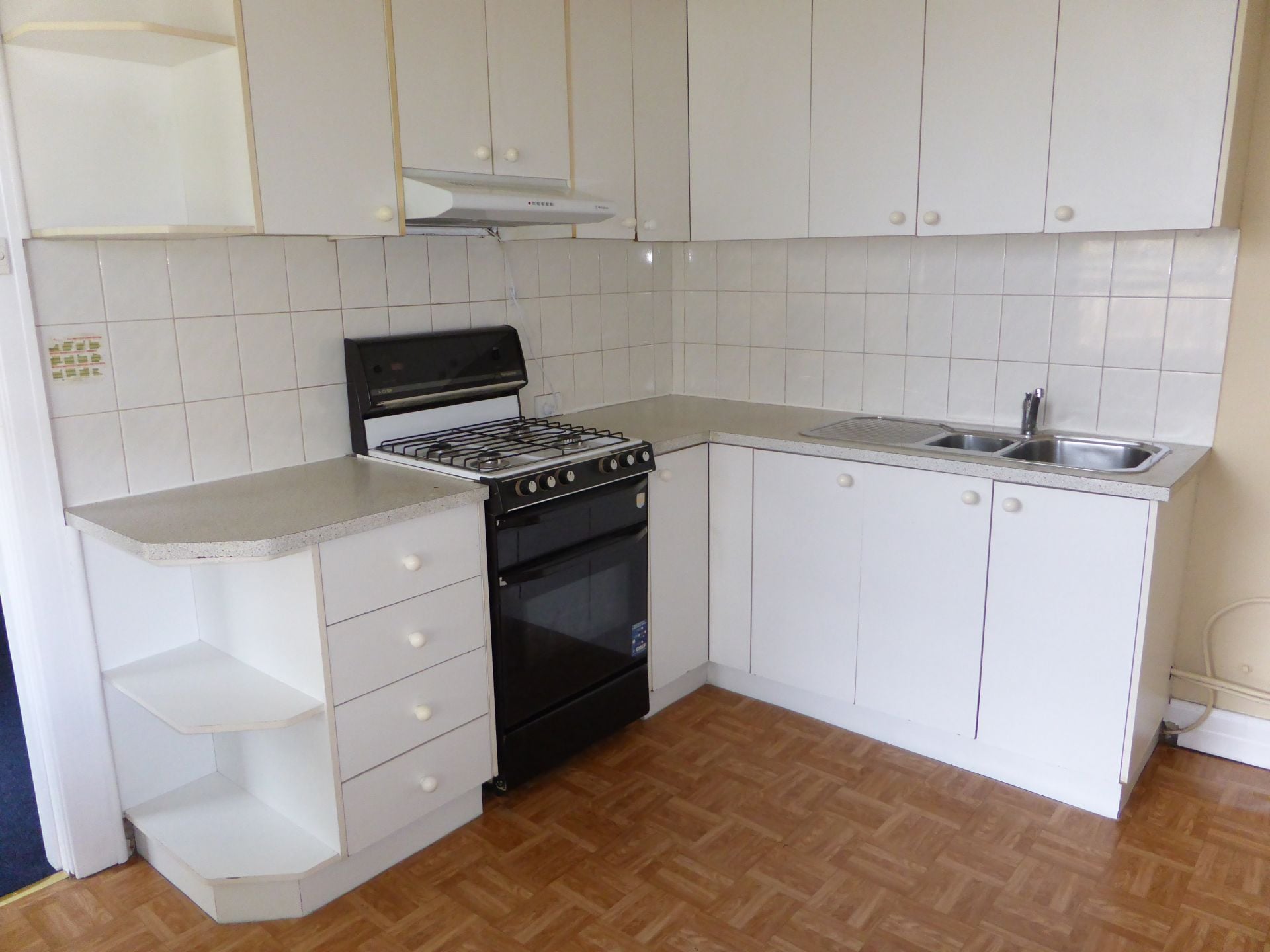 Single Fronted Terrace In Ideal Location