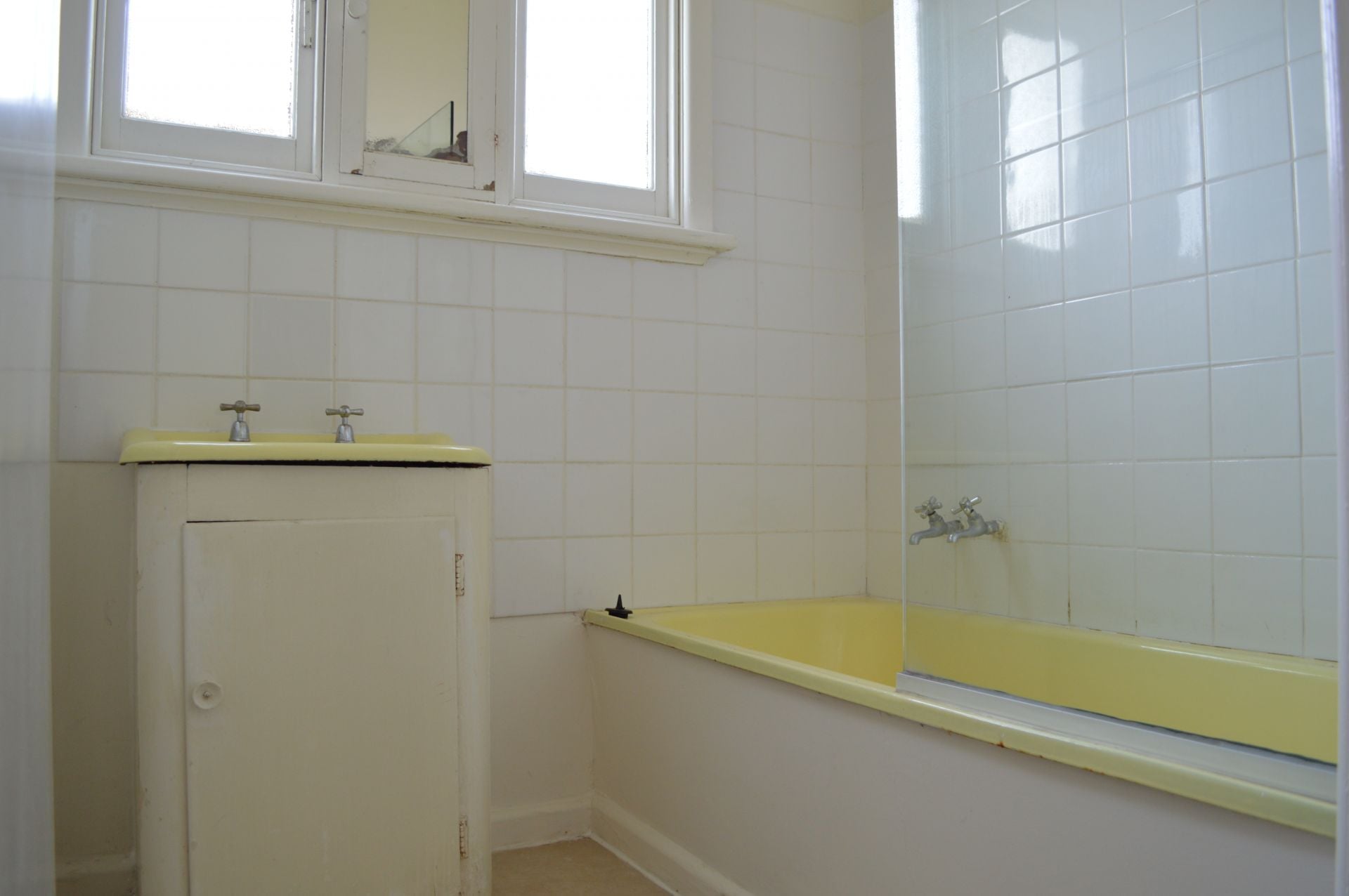 WALKING DISTANCE TO ALL AMENITIES