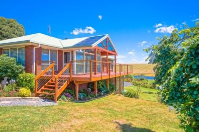 3
 
 
 
  
 
 
 1
 
 
 
  
 
 
 2
 
 
 
 
 
 
 
 94 Lillico Road, Lillico TAS 7310, Lillico - Thumbnail 2