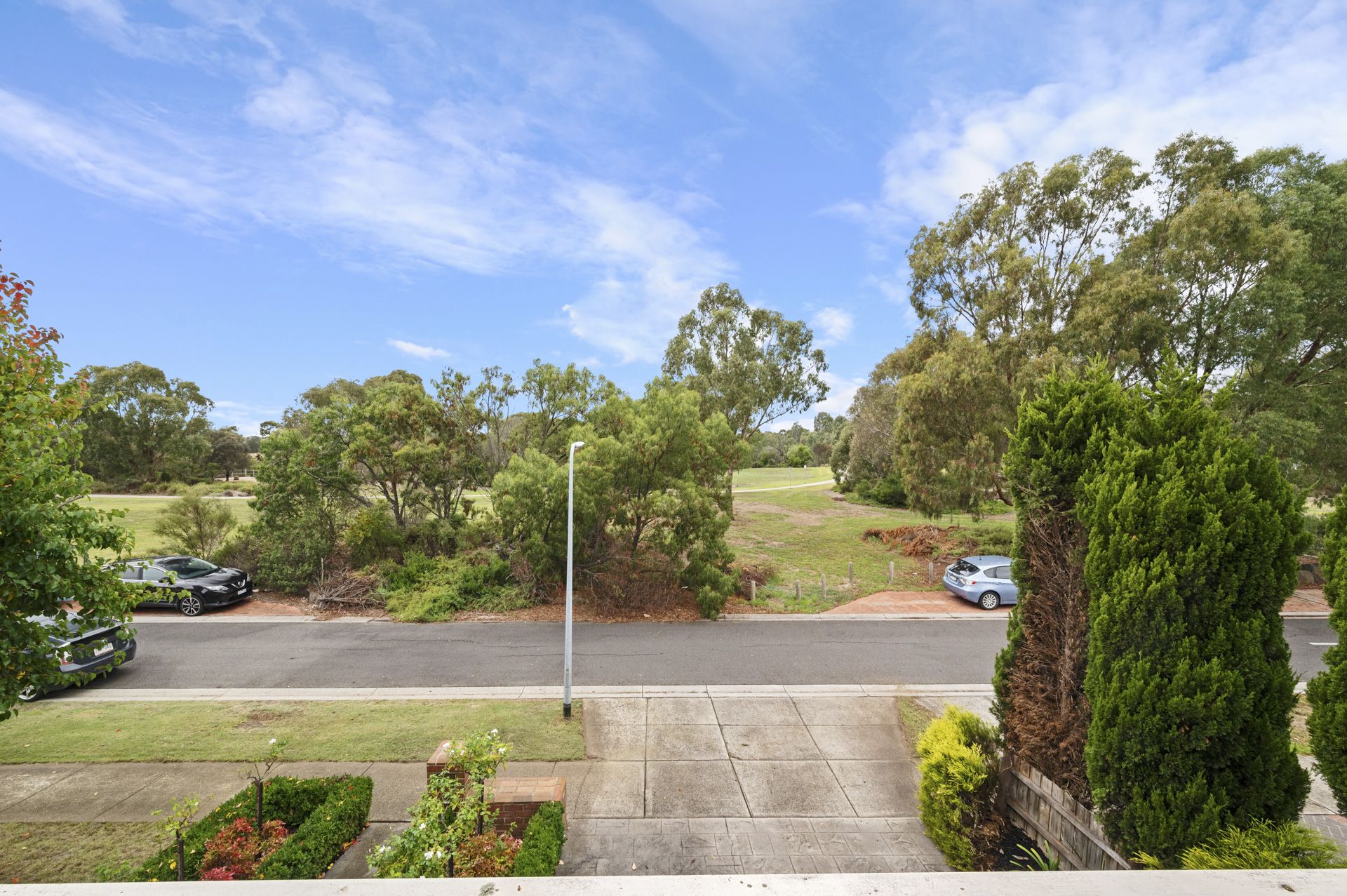 IMPRESSIVE FAMILY HOME WITH PRICELESS VIEWS
