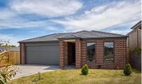 22 Redleaf Avenue, Warragul VIC