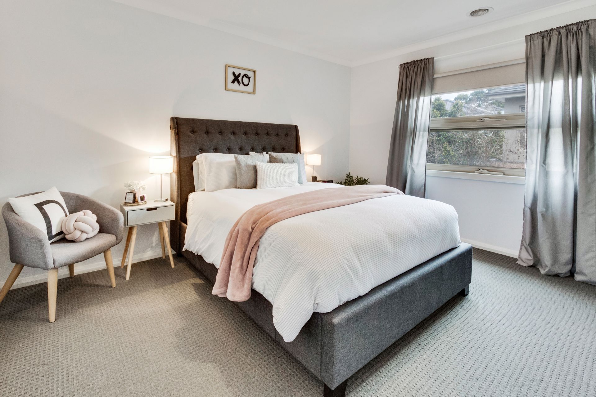 A place to call home , Street frontage, immaculate and ready!