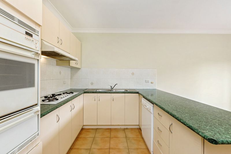 3/11 Ballarat Road, Footscray - Thumbnail 6