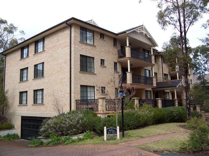 6 Schofield Place