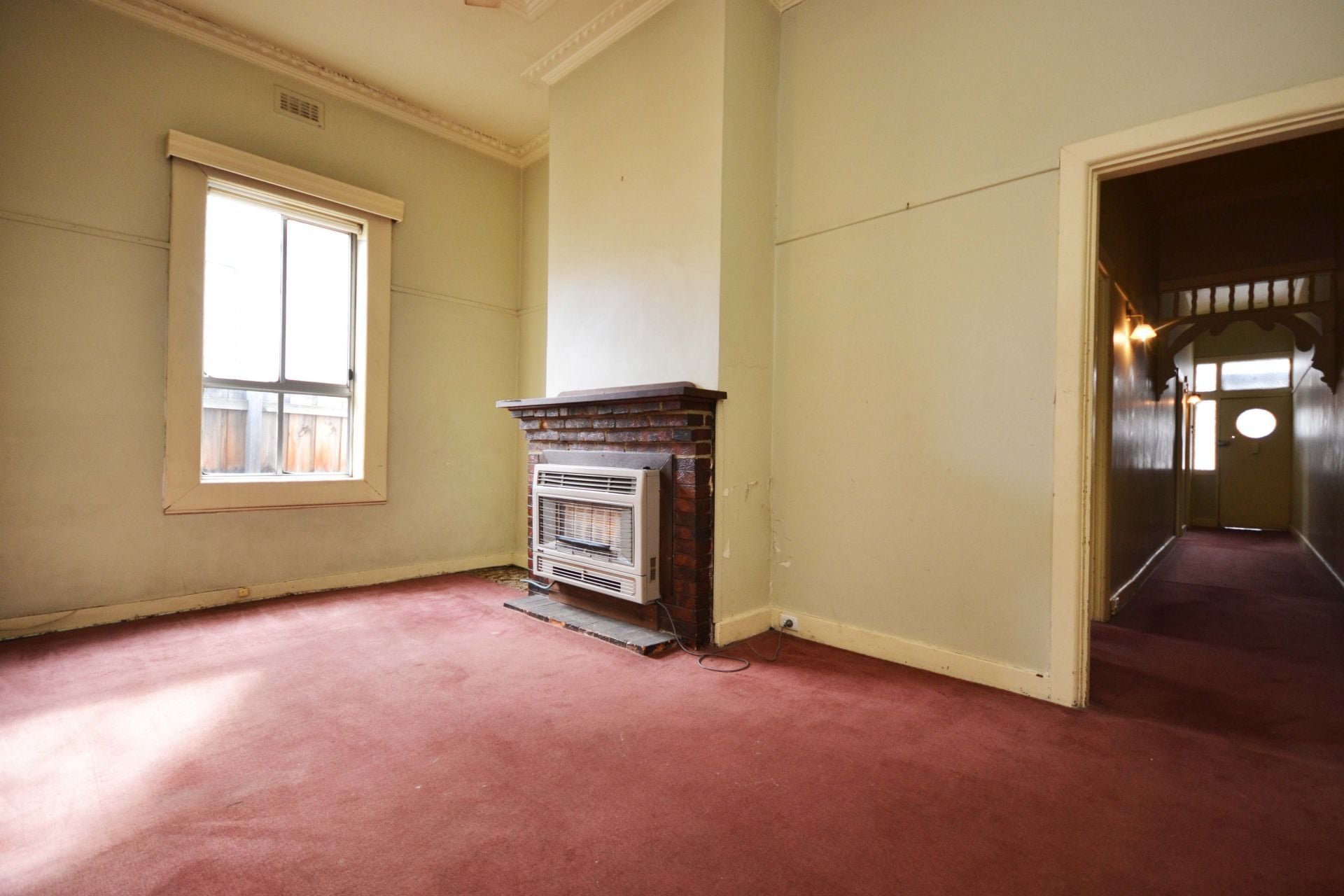 PERIOD CHARM IN AN EXCELLENT LOCATION